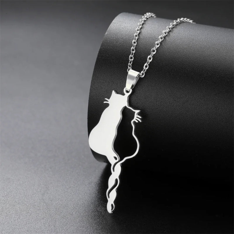 Elegant Cat Charm Necklace – Stainless Steel Pendant