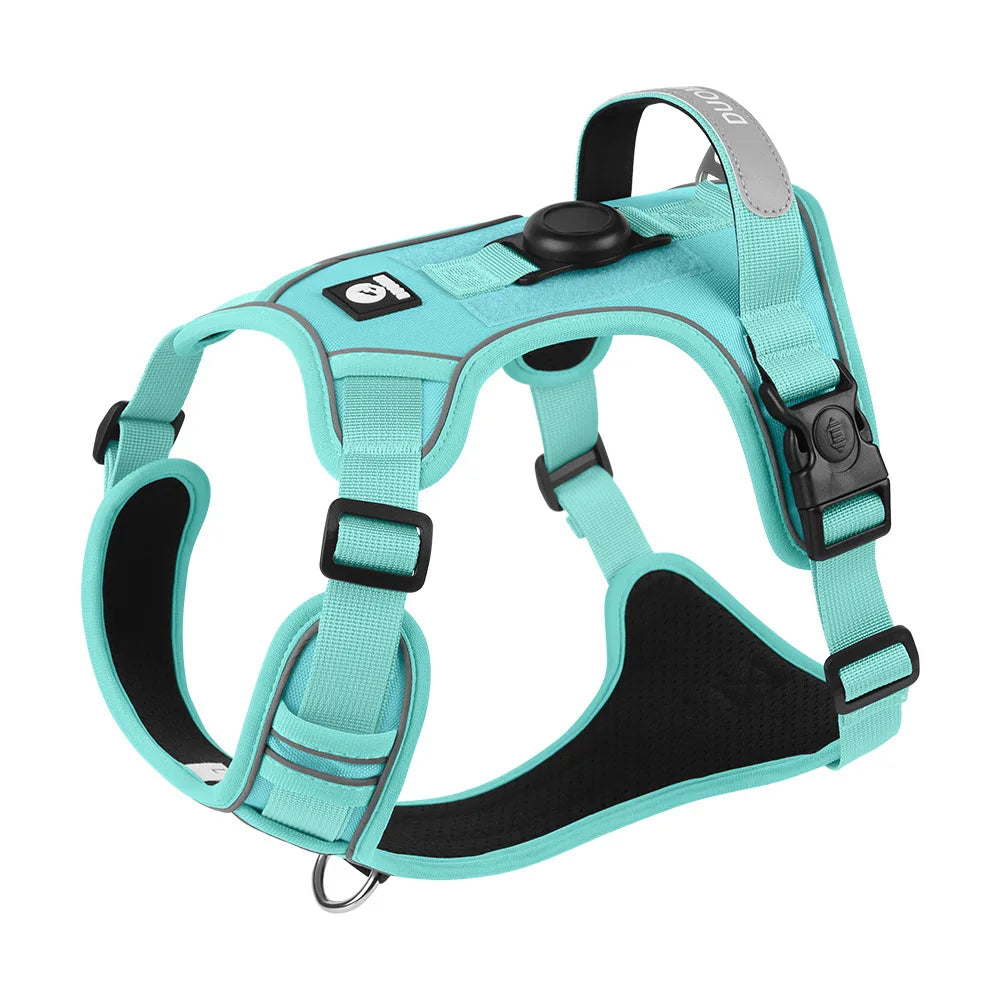 No-Pull Pet Harness with GPS Compatibility – Safe Walks for Big Dogs
