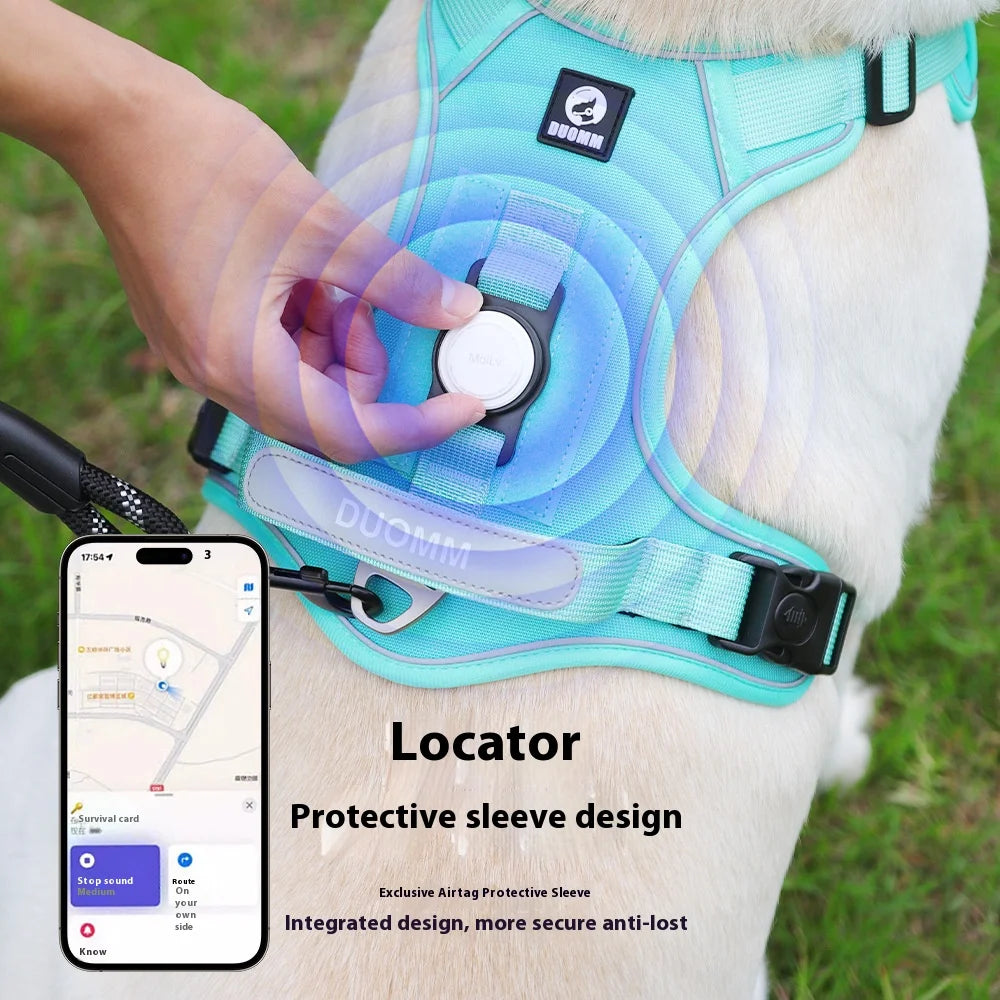 No-Pull Pet Harness with GPS Compatibility – Safe Walks for Big Dogs