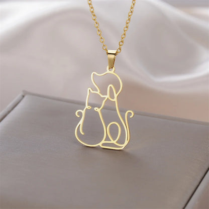 Pet Lovers Necklace – Elegant Puppy & Kitten Embrace Pendant