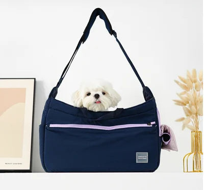 Stylish Pet Shoulder Bag – Your Pet’s Luxury Travel Companion
