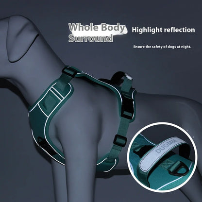 No-Pull Pet Harness with GPS Compatibility – Safe Walks for Big Dogs