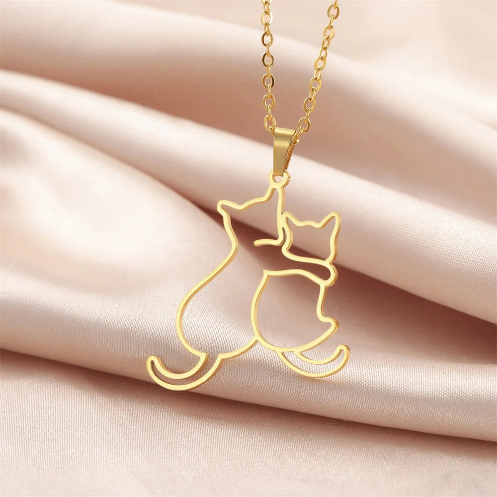 Pet Lovers Necklace – Elegant Puppy & Kitten Embrace Pendant
